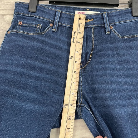 Signature by Levi Strauss & Co. Bootcut Jeans Womens 26X32 (28x29) Blue Mid-Rise - Picture 9 of 12